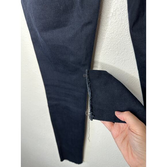 J Brand Alana Dark Blue Mercy Distressed Knee Raw Hem Skinny Jeans 24 - Picture 9 of 16